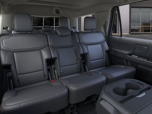 New 2025 Ford Expedition Active image 11