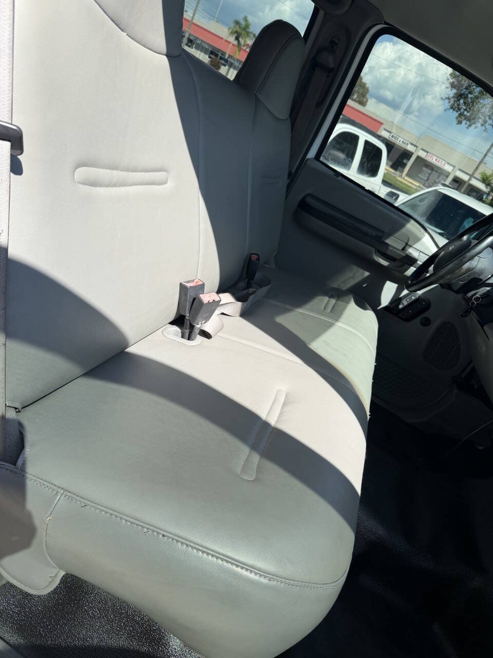 Used 2006 Ford F350 XL AWD/4WD image 16