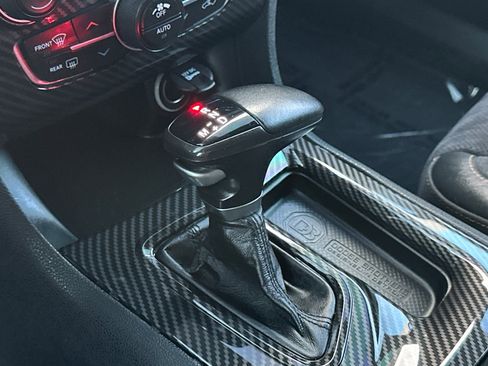 Used 2017 Dodge Charger R/T image 32