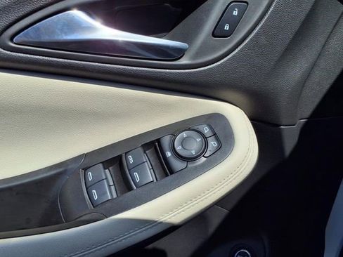 Certified 2025 Buick Encore GX Preferred w/ Advanced Technology Package image 24