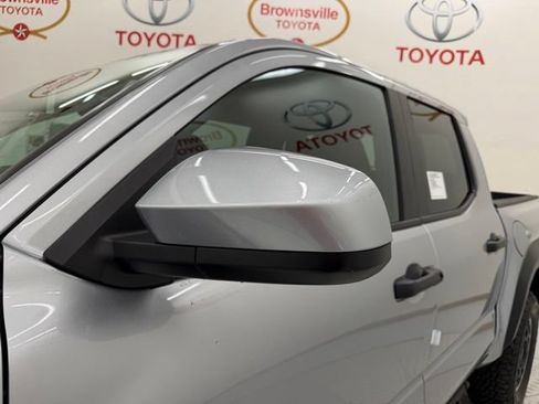 New 2026 Toyota Tacoma TRD Off-Road AWD/4WD image 17