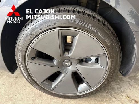 Used 2023 Tesla Model 3 Standard Range RWD image 6