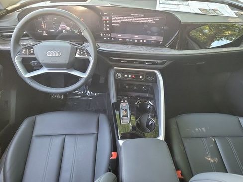 Used 2025 Audi Q5 2.0T Premium Plus w/ Premium Plus image 10