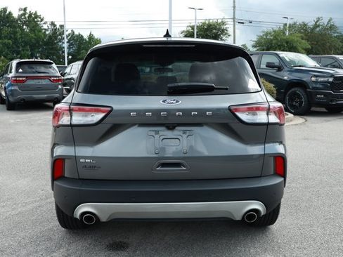 Used 2022 Ford Escape SEL w/ Technology Package FWD image 7