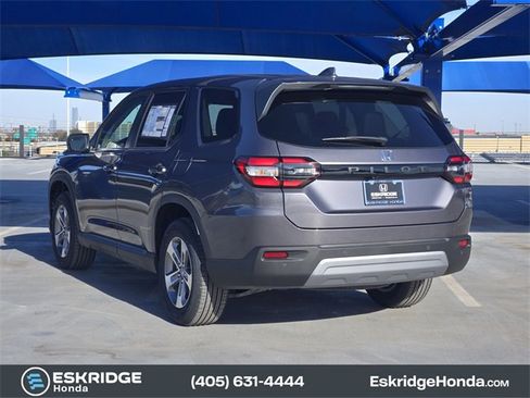 New 2025 Honda Pilot EX-L image 3