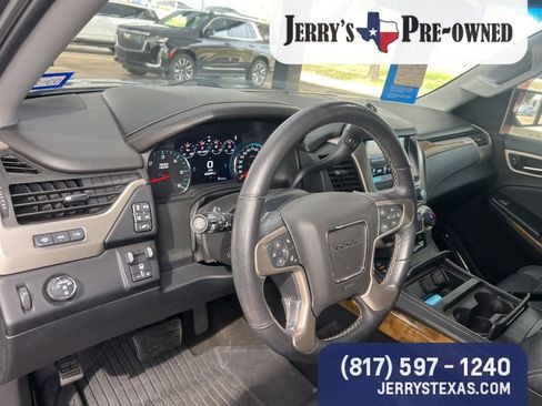 Used 2017 GMC Yukon XL Denali w/ Open Road Package image 8