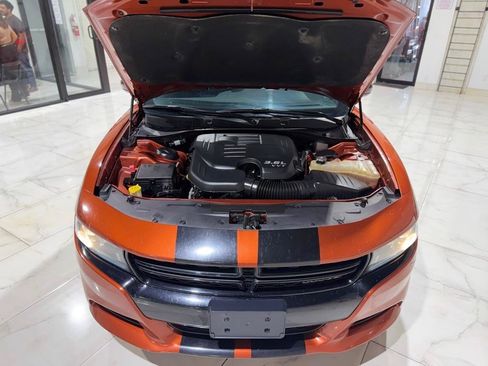 Used 2022 Dodge Charger SXT w/ Blacktop Package RWD image 4