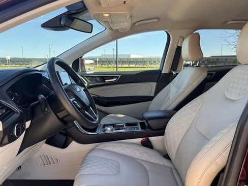 Used 2024 Ford Edge Titanium AWD/4WD image 8