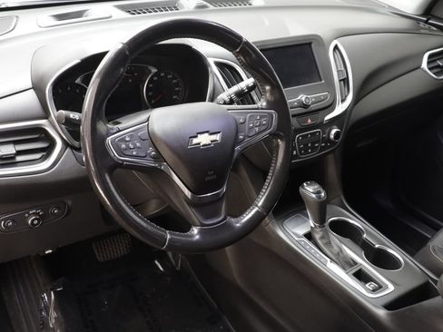 Used 2020 Chevrolet Equinox LT w/ Midnight Edition FWD image 7