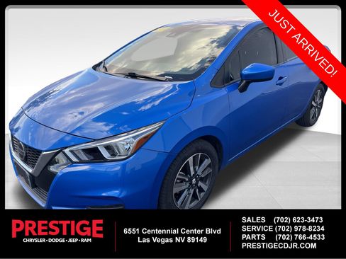 Used 2022 Nissan Versa SV FWD image 1