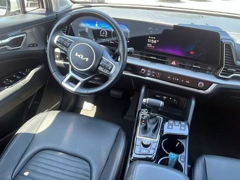 Used 2025 Kia Sportage SX AWD/4WD image 23