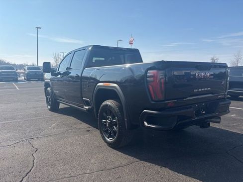 Used 2024 GMC Sierra 2500 AT4 w/ AT4 Premium Plus Package image 5