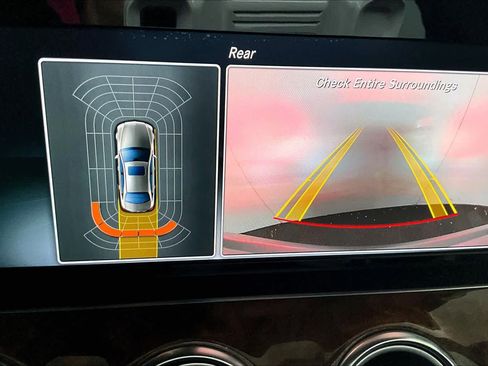 Used 2017 Mercedes-Benz E 300 4MATIC image 27