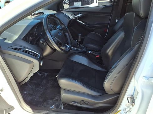 Used 2017 Ford Focus RS image 15