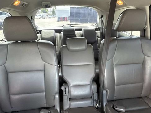 Used 2014 Honda Odyssey Touring image 9