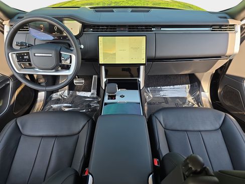 Certified 2024 Land Rover Range Rover Long Wheelbase Autobiography AWD/4WD image 9