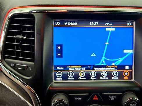 Used 2018 Jeep Grand Cherokee Limited AWD/4WD image 20