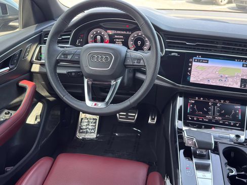 Used 2024 Audi SQ8 Prestige AWD/4WD image 32