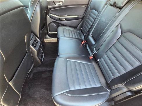 Used 2017 Ford Edge SEL w/ Equipment Group 201A FWD image 17