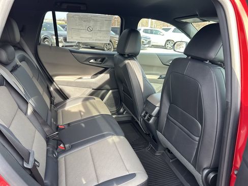 New 2026 Chevrolet Equinox LT w/ Convenience Package II image 17