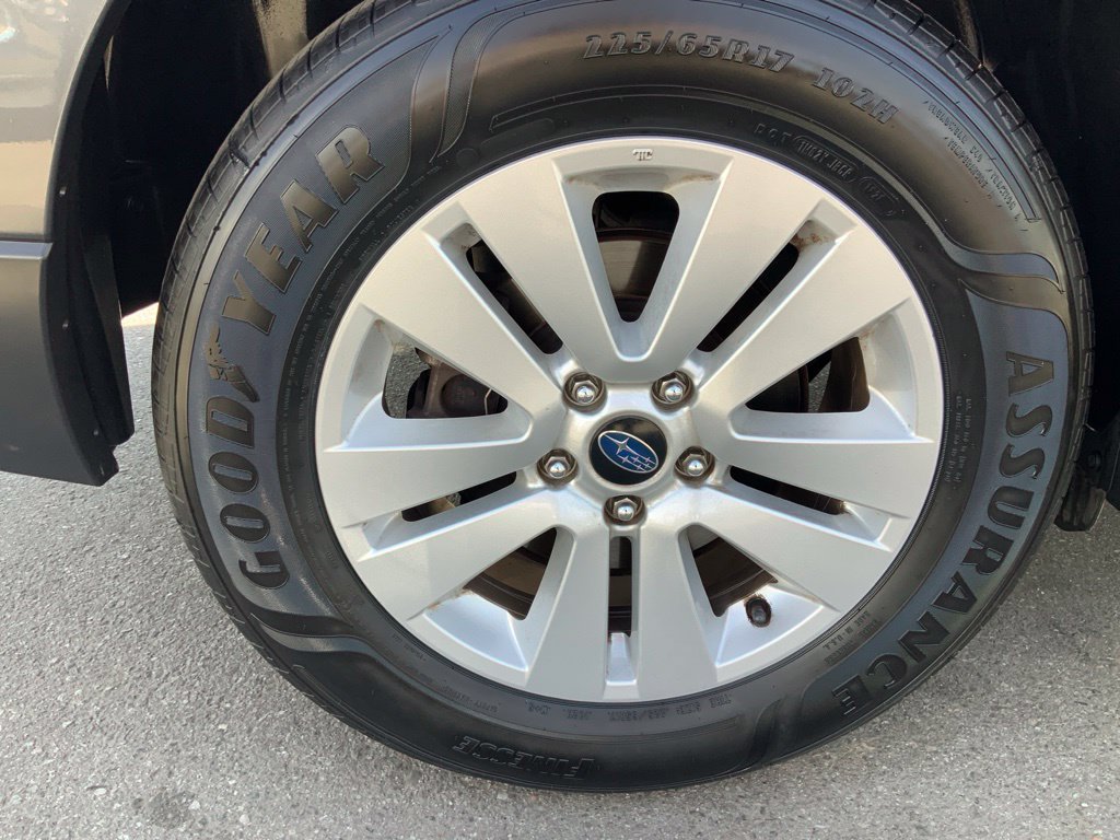 Used 2019 Subaru Outback 2.5i Premium AWD/4WD image 12