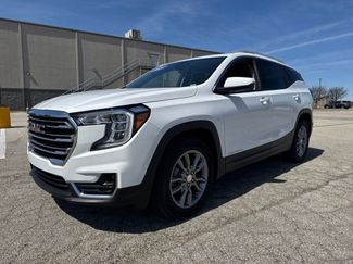 Used 2024 GMC Terrain SLT video 2