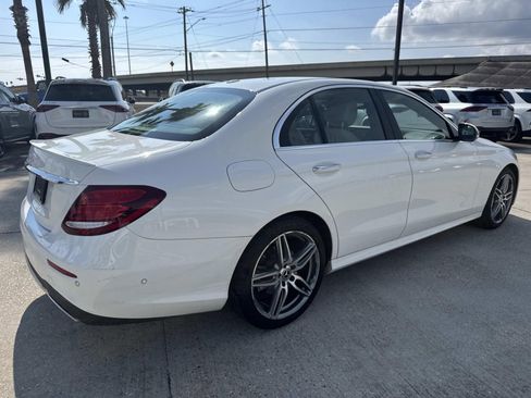 Used 2019 Mercedes-Benz E 300 image 5