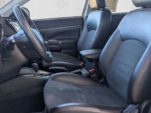 Used 2024 Mitsubishi Outlander Sport SE image 15