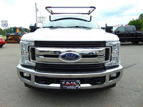 Used 2018 Ford F350 XL w/ Power Equipment Group RWD image 33
