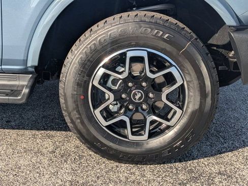 New 2025 Ford Bronco Outer Banks image 12