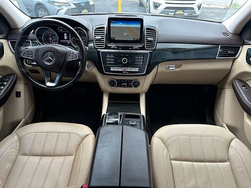 Used 2018 Mercedes-Benz GLE 350 w/ Premium 1 Package image 28