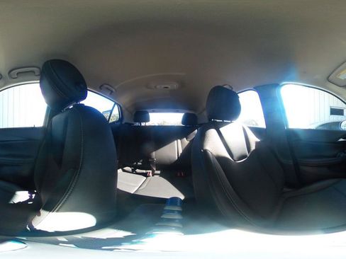 Used 2025 Buick Encore GX Preferred image 40