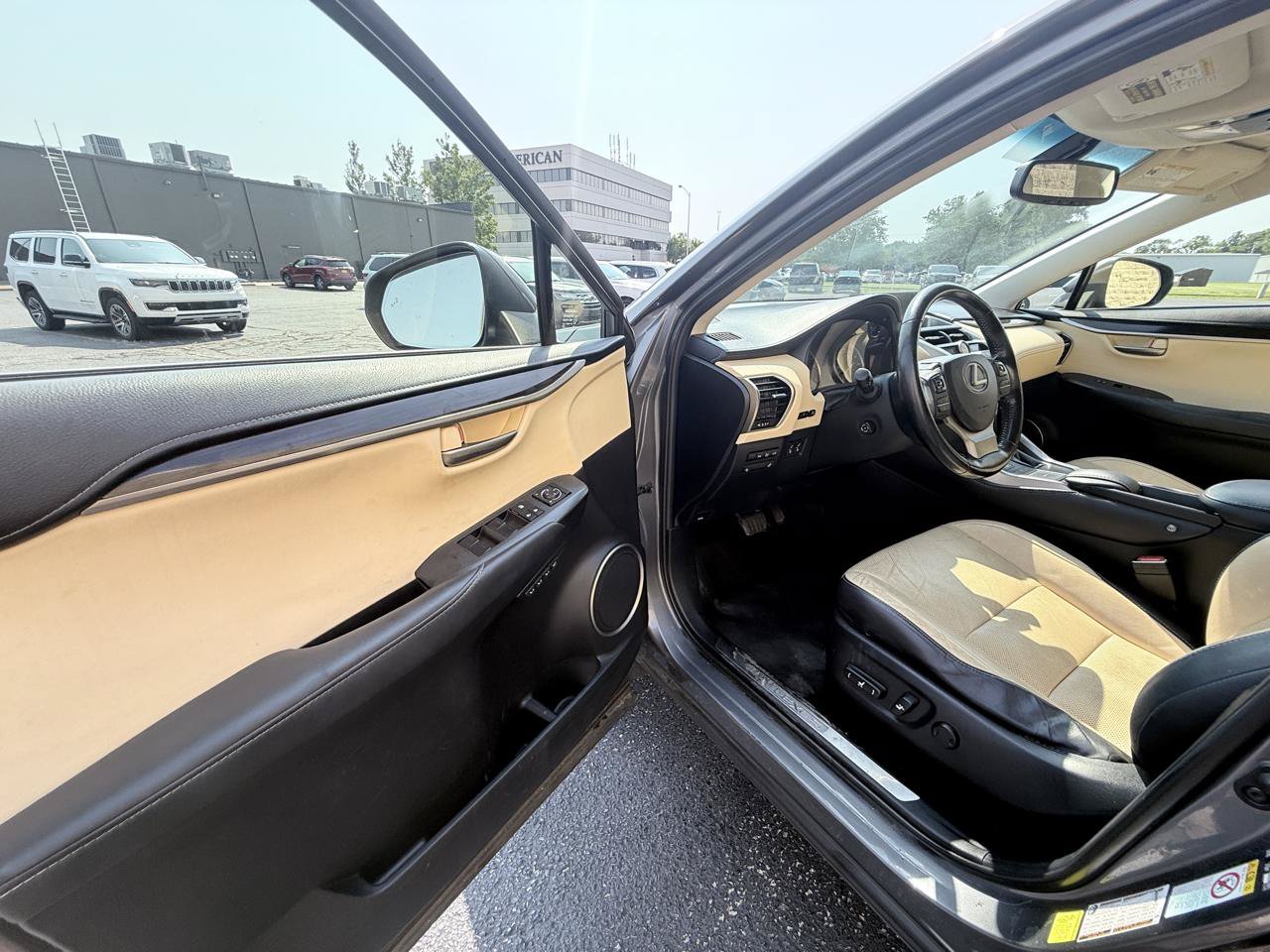 Used 2015 Lexus NX 200t FWD w/ Luxury Package image 9