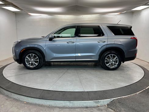 Used 2020 Hyundai Palisade SE image 2