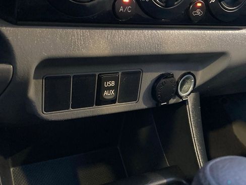 Used 2013 Toyota Tacoma PreRunner w/ Convenience Pkg image 23