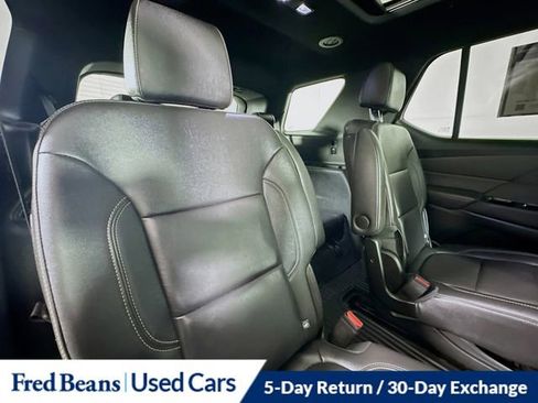 Used 2023 Chevrolet Traverse LT w/ LT Premium Package AWD/4WD image 31