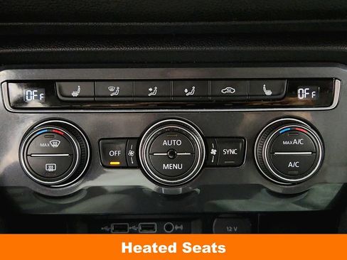 Used 2019 Volkswagen Tiguan SE FWD image 16