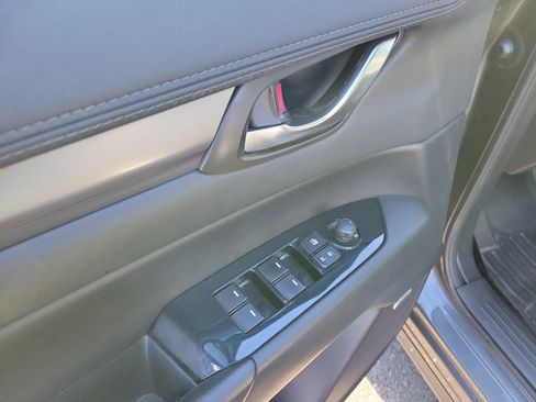 Used 2018 MAZDA CX-5 Touring w/ Preferred Equipment Package image 21