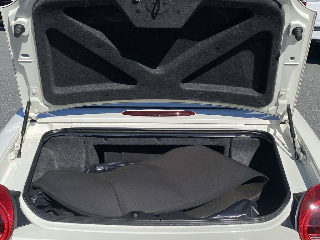 Used 2003 Ford Thunderbird RWD image 10