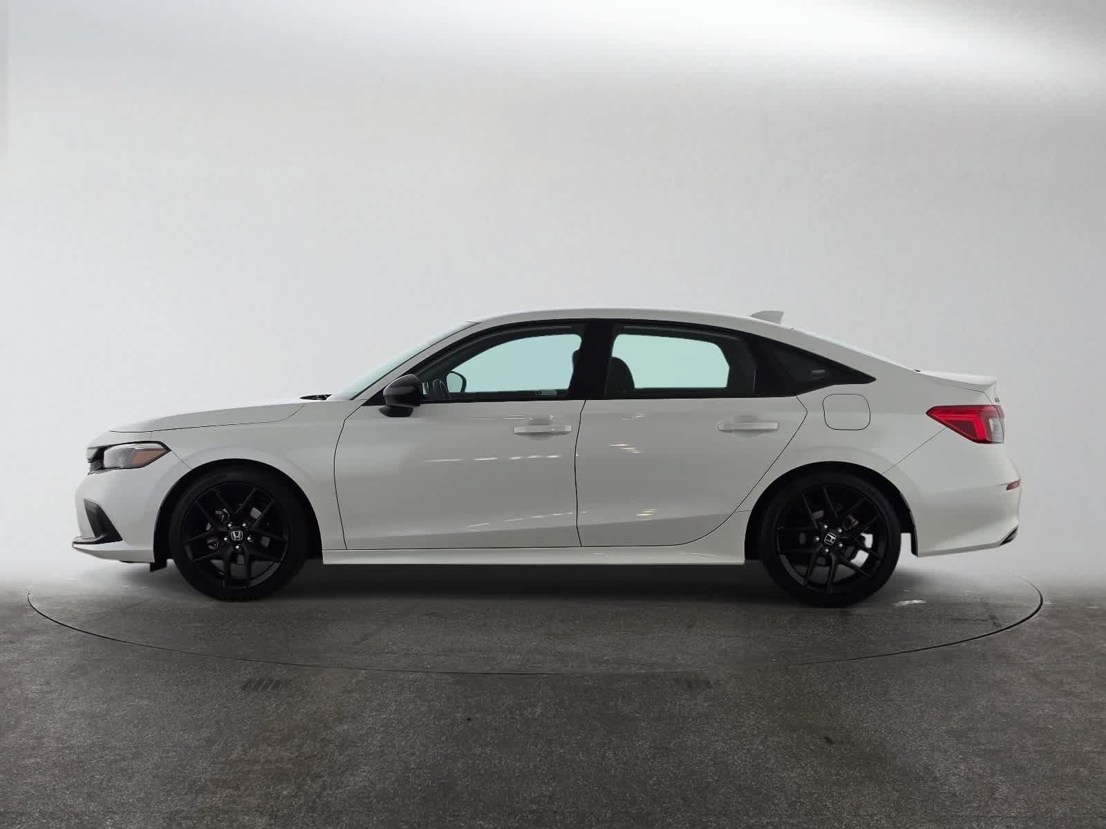 Used 2024 Honda Civic Sport image 6