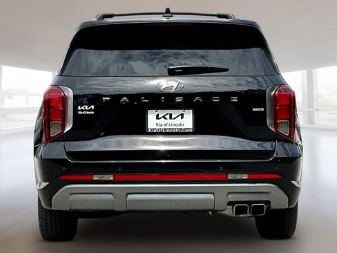 Used 2023 Hyundai Palisade Limited AWD/4WD image 5