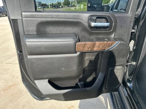 Used 2021 GMC Sierra 2500 Denali w/ Denali Ultimate Package AWD/4WD image 16