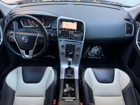 Used 2017 Volvo XC60 T5 Dynamic w/ Preferred Option Package image 26