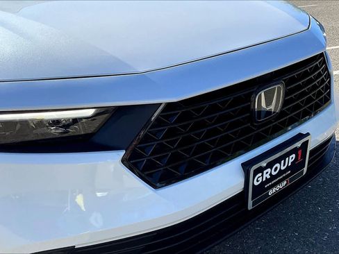 Used 2025 Honda Accord Sport image 29