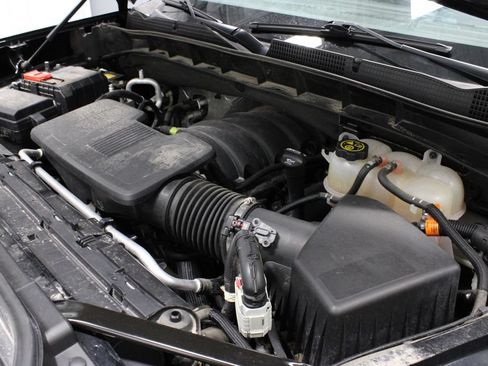 Used 2023 GMC Sierra 1500 Elevation AWD/4WD image 12