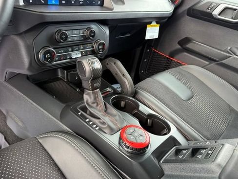Used 2025 Ford Bronco Raptor AWD/4WD image 23
