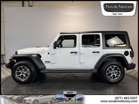 Used 2024 Jeep Wrangler Unlimited Sport AWD/4WD image 5