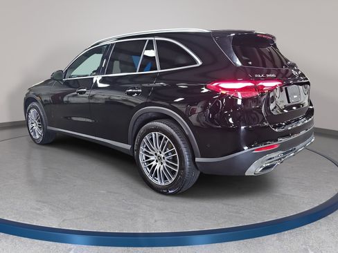 Used 2026 Mercedes-Benz GLC 300 4MATIC image 8