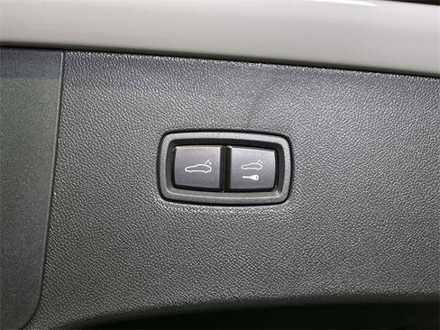 New 2026 Porsche Cayenne Coupe image 21