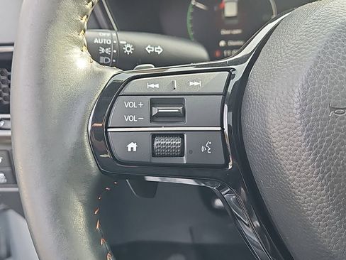 Certified 2025 Honda CR-V Sport Touring image 26